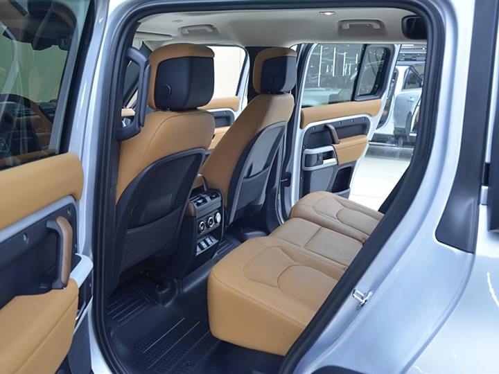 Фото 5 - Land Rover Defender