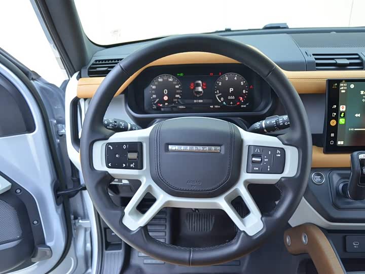 Фото 9 - Land Rover Defender