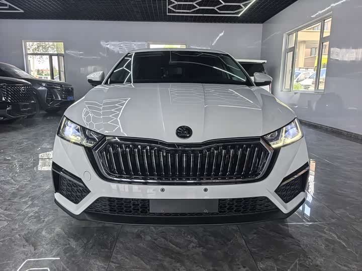 2023 Skoda Octavia Pro