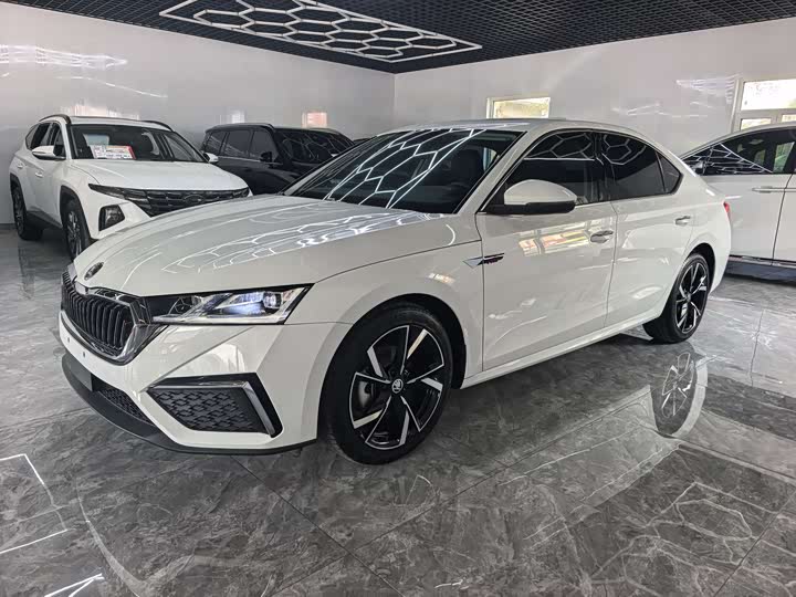 2023 Skoda Octavia Pro