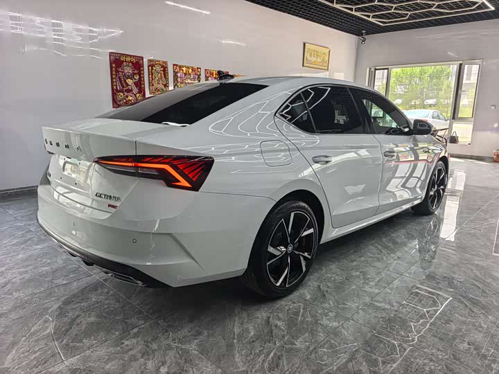 2023 Skoda Octavia Pro