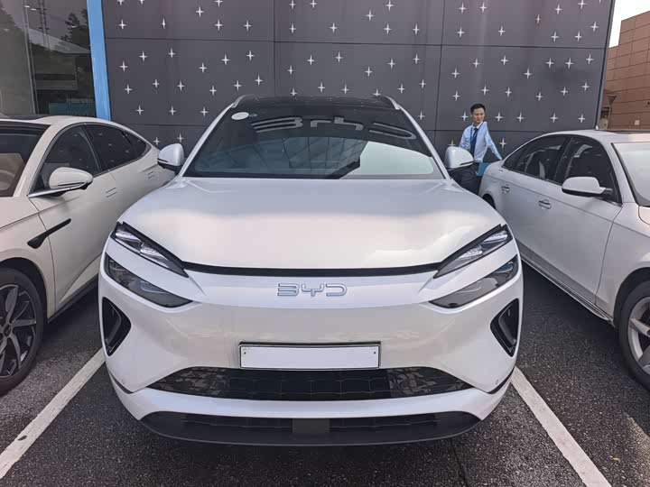 Zdjęcie 2 - BYD Sea Lion 06 Hybrid/EV