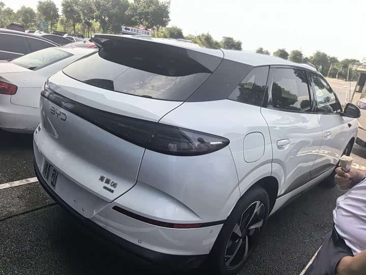 Zdjęcie 4 - BYD Sea Lion 06 Hybrid/EV