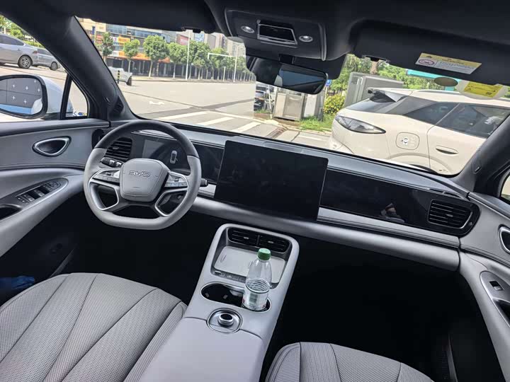 Zdjęcie 6 - BYD Sea Lion 06 Hybrid/EV