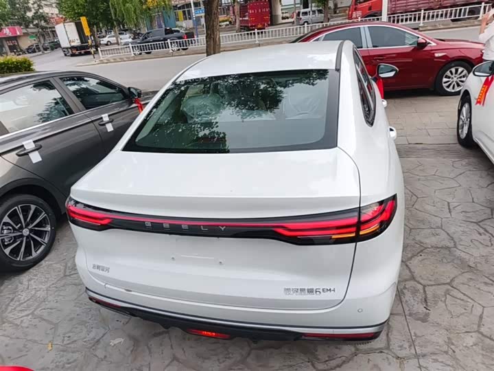 Geely Galaxy Starshine 6 2026 2026款 125km自在版