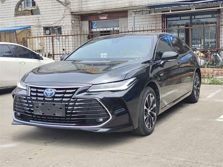 Фото 2 - Toyota Avalon