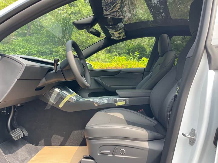 Tesla Model Y 2026 2026款 后轮驱动版