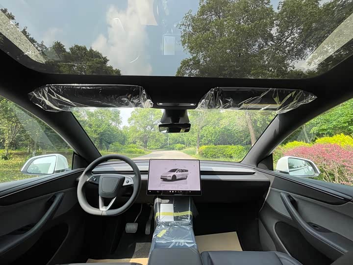 Tesla Model Y 2026 2026款 后轮驱动版