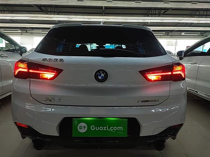 Photo 6 - BMW X2