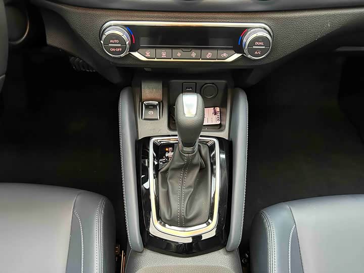 Фото 5 - Nissan Qashqai
