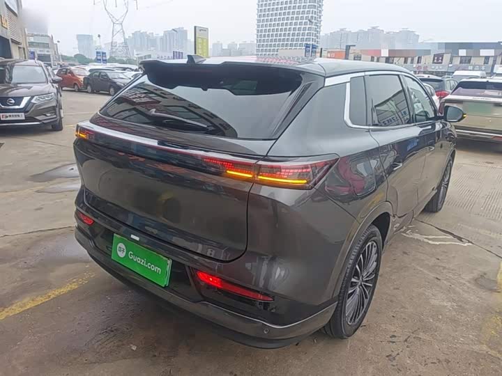 Dongfeng Aeolus L8 2025 2025款 185KM梦想版
