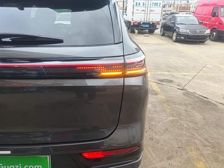 Dongfeng Aeolus L8 2025 2025款 185KM梦想版