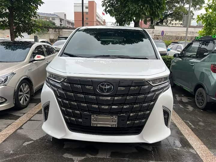 Photo 1 - Toyota Alphard