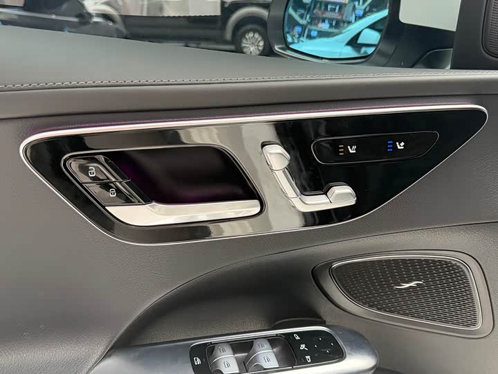 Фото 5 - Mercedes-Benz C-Class