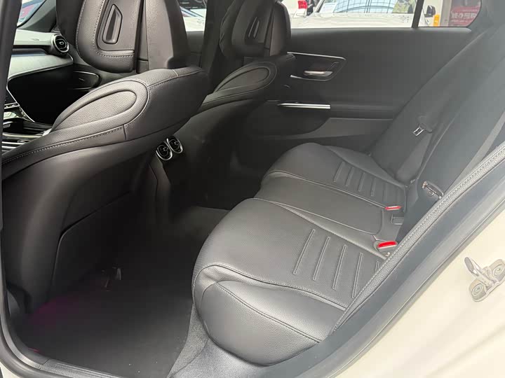 Фото 6 - Mercedes-Benz C-Class