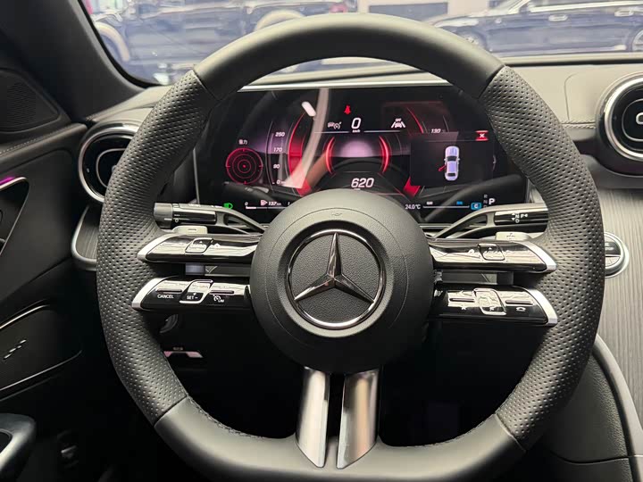 Фото 8 - Mercedes-Benz C-Class