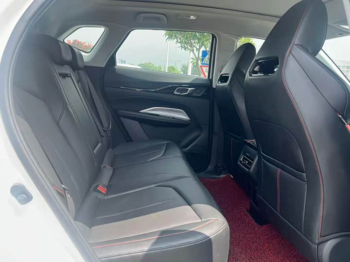 Photo 6 - Changan Oshan Z6