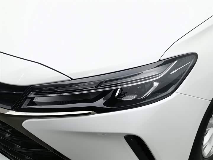 Chevrolet Monza 2023 2023款 1.5L 双离合悦享版
