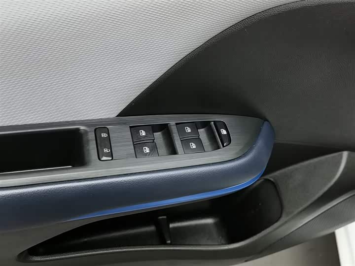 Chevrolet Monza 2023 2023款 1.5L 双离合悦享版