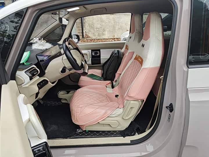 Фото 8 - Baojun KiWi EV