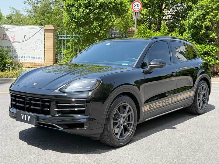 Porsche Cayenne 2025 2025款 Cayenne 3.0T 劲驰版