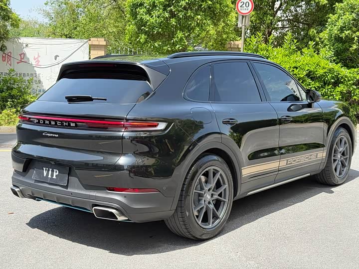 Porsche Cayenne 2025 2025款 Cayenne 3.0T 劲驰版