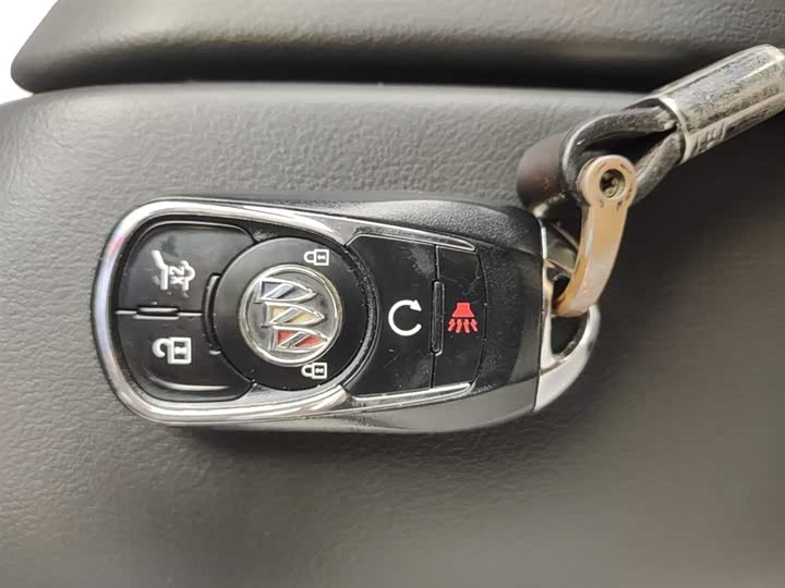Фото 9 - Buick Enclave