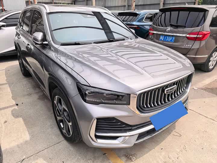 Фото 3 - Geely Monjaro