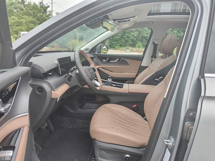 Chery Tiggo 8L 2024 2024款 2.0T 两驱尊贵版 5座