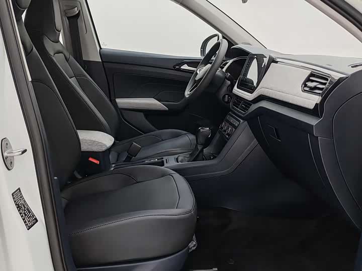 Volkswagen Tharu 2025 2025款 新锐 1.5L 锐进版