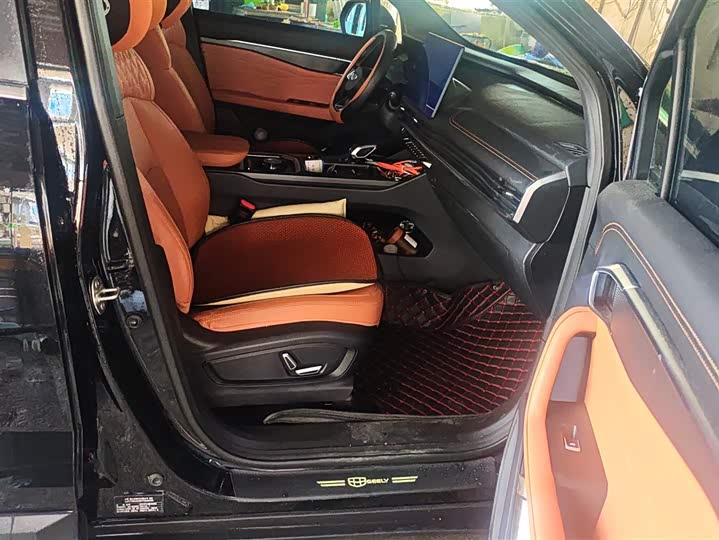 Geely Okavango L 2024 2024款 2.0T DCT旗舰型