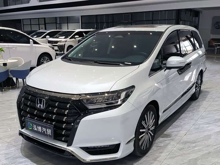 Zdjęcie 1 - Honda Elysion