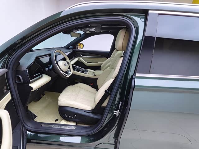 Фото 7 - Geely Monjaro
