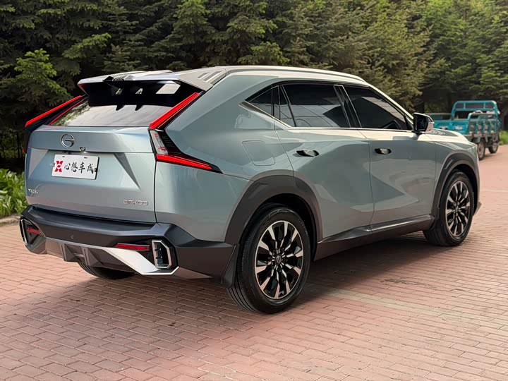 GAC Trumpchi Emkoo 2022 2022款 1.5T 超新星Pro版