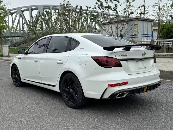 MG Motor 6 2021 2021款 Pro 1.5T 自动领潮豪华版