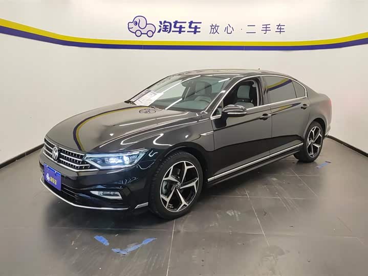 Фото 1 - Volkswagen Magotan