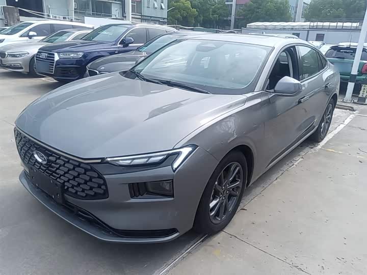 Ford Mondeo 2025 2025款 2.0T EcoBoost 豪华型