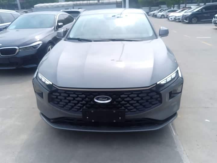 Ford Mondeo 2025 2025款 2.0T EcoBoost 豪华型