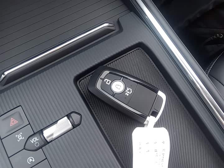 Ford Mondeo 2025 2025款 2.0T EcoBoost 豪华型