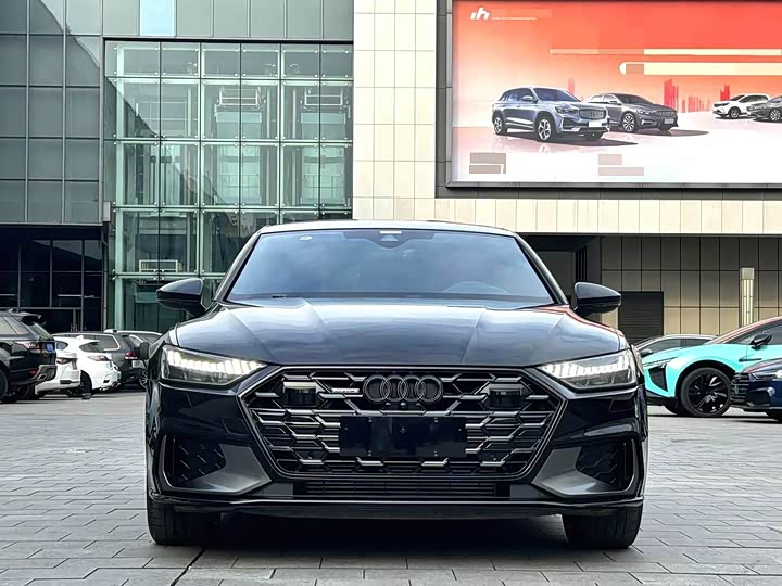 2025 Audi A7L