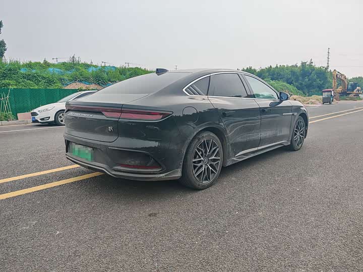 Фото 6 - BYD Han