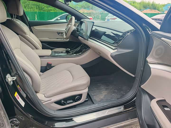 Фото 9 - BYD Han
