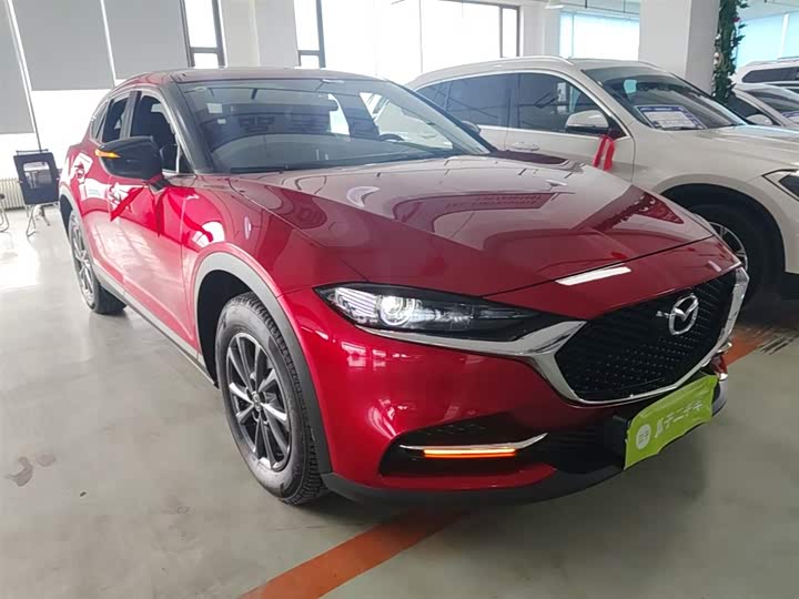 Zdjęcie 4 - Mazda CX-4