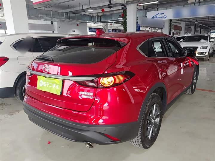 Zdjęcie 7 - Mazda CX-4