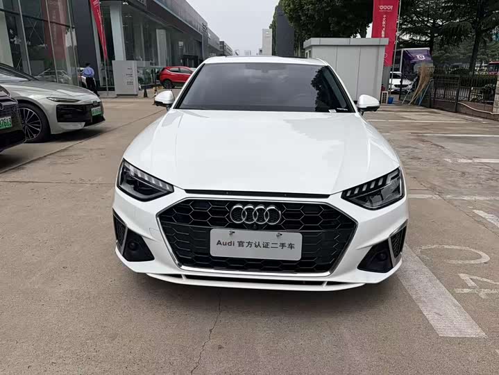 2025 Audi A4L