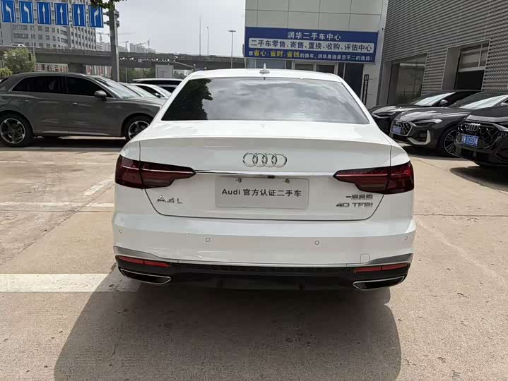 2025 Audi A4L