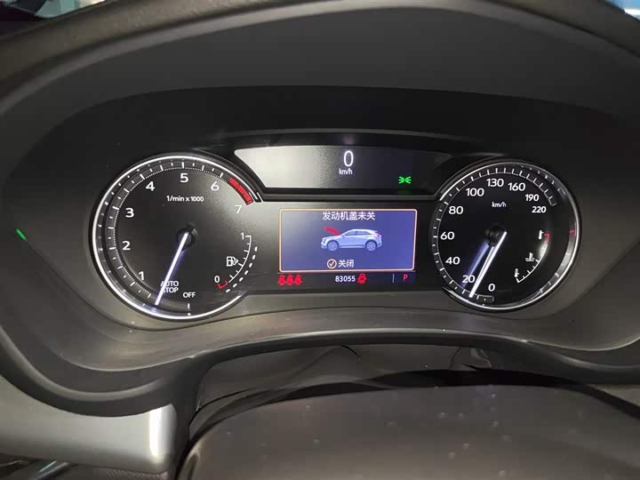 Photo 4 - Cadillac XT4