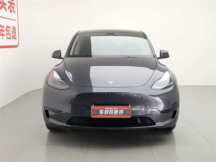 Фото 3 - Tesla Model Y