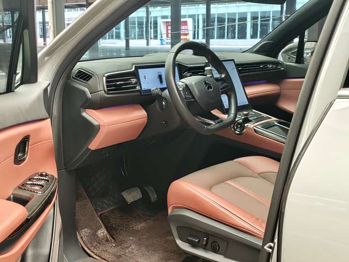 Фото 6 - Nio EC6