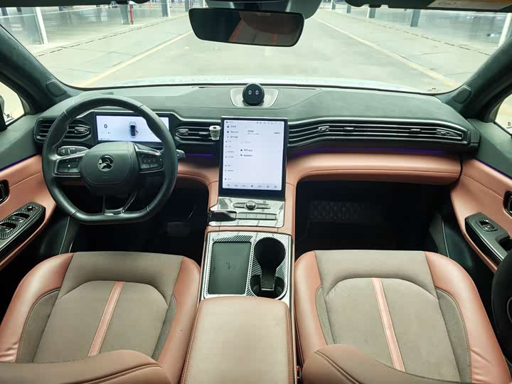 Фото 7 - Nio EC6